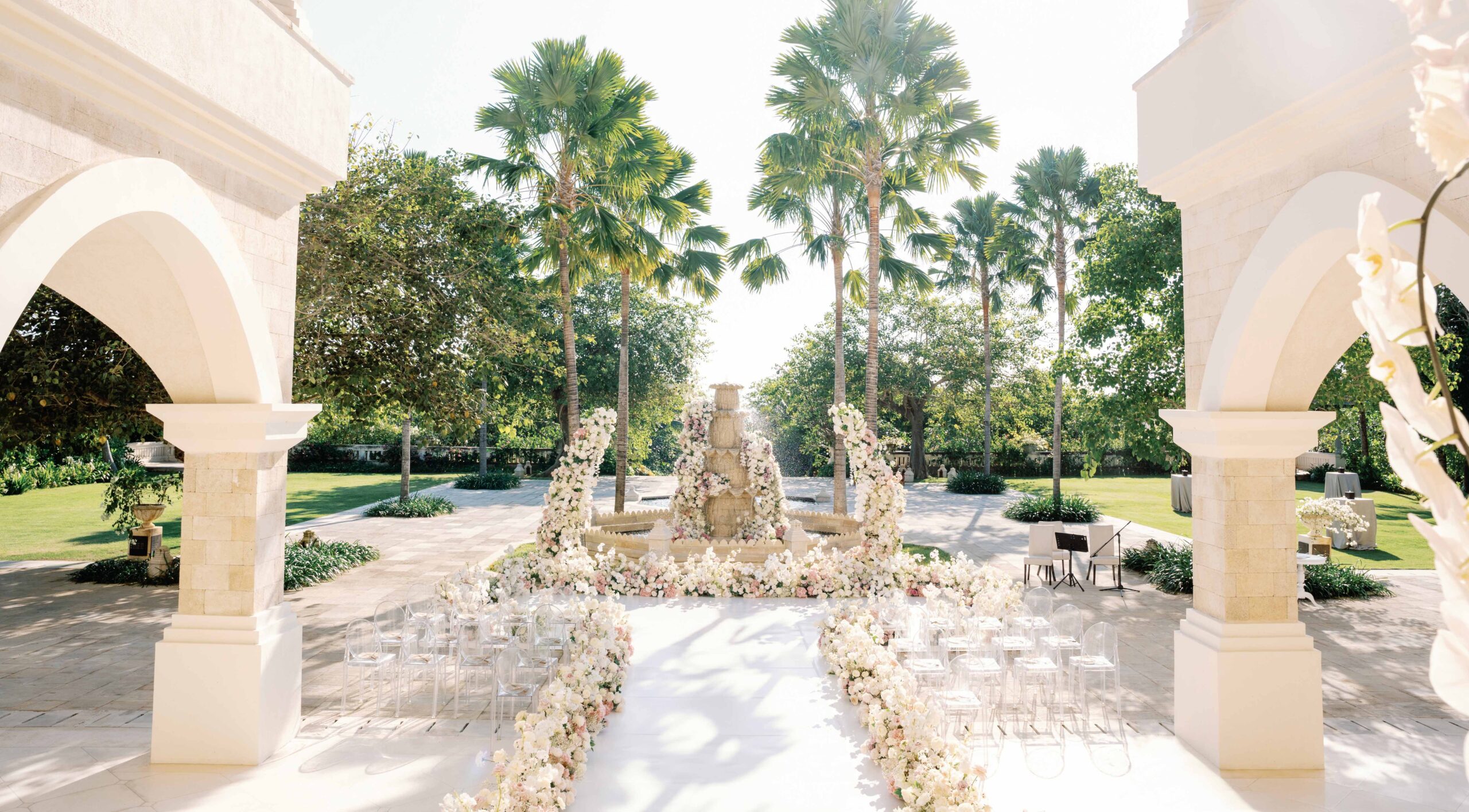 Mark & Rose : A Luxury Bali Wedding at Jumeirah
